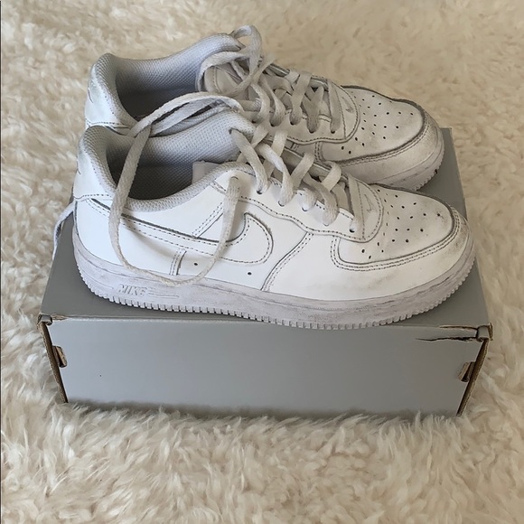 kids white air force 1s